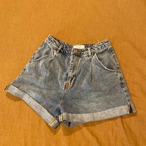 Denim high rise shorts size 25